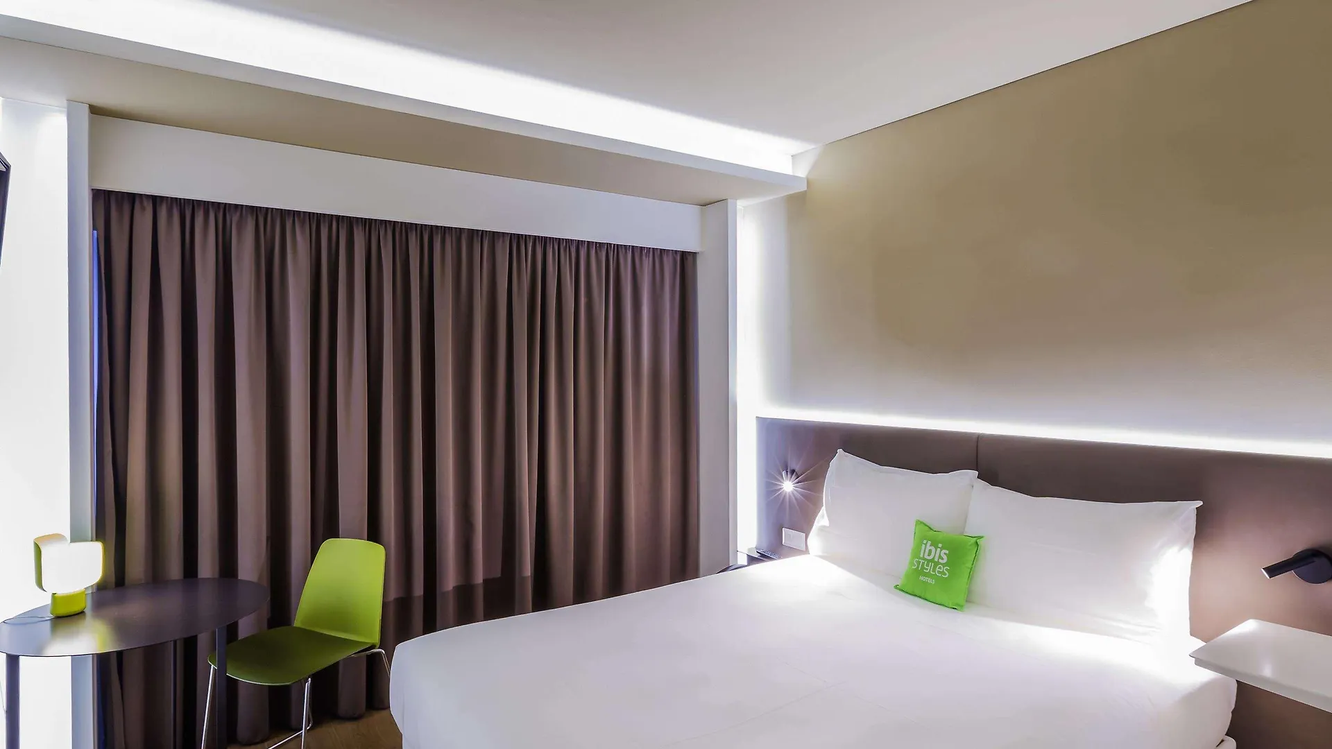 Ibis Styles Lisboa Centro Marques De Pombal Hotel
