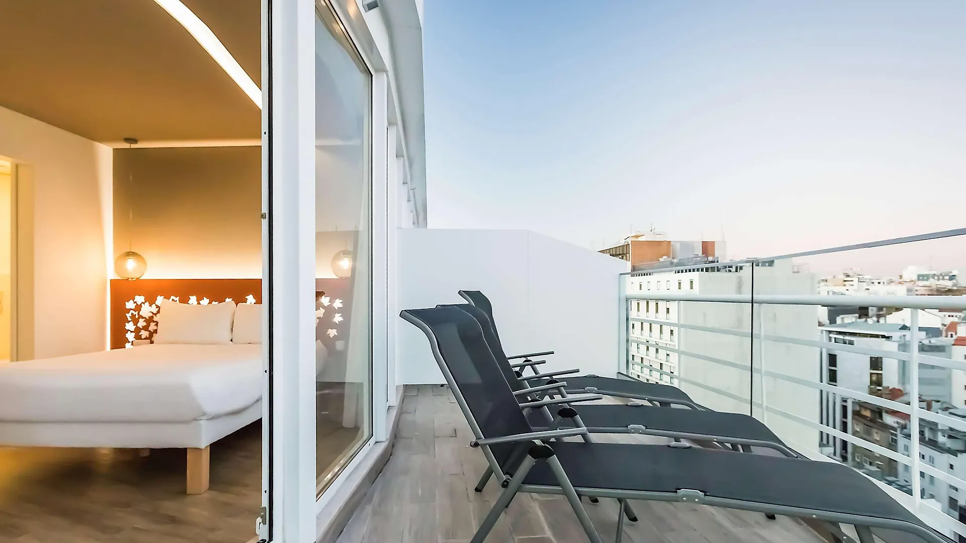Ibis Styles Lisboa Centro Marques De Pombal Hotel