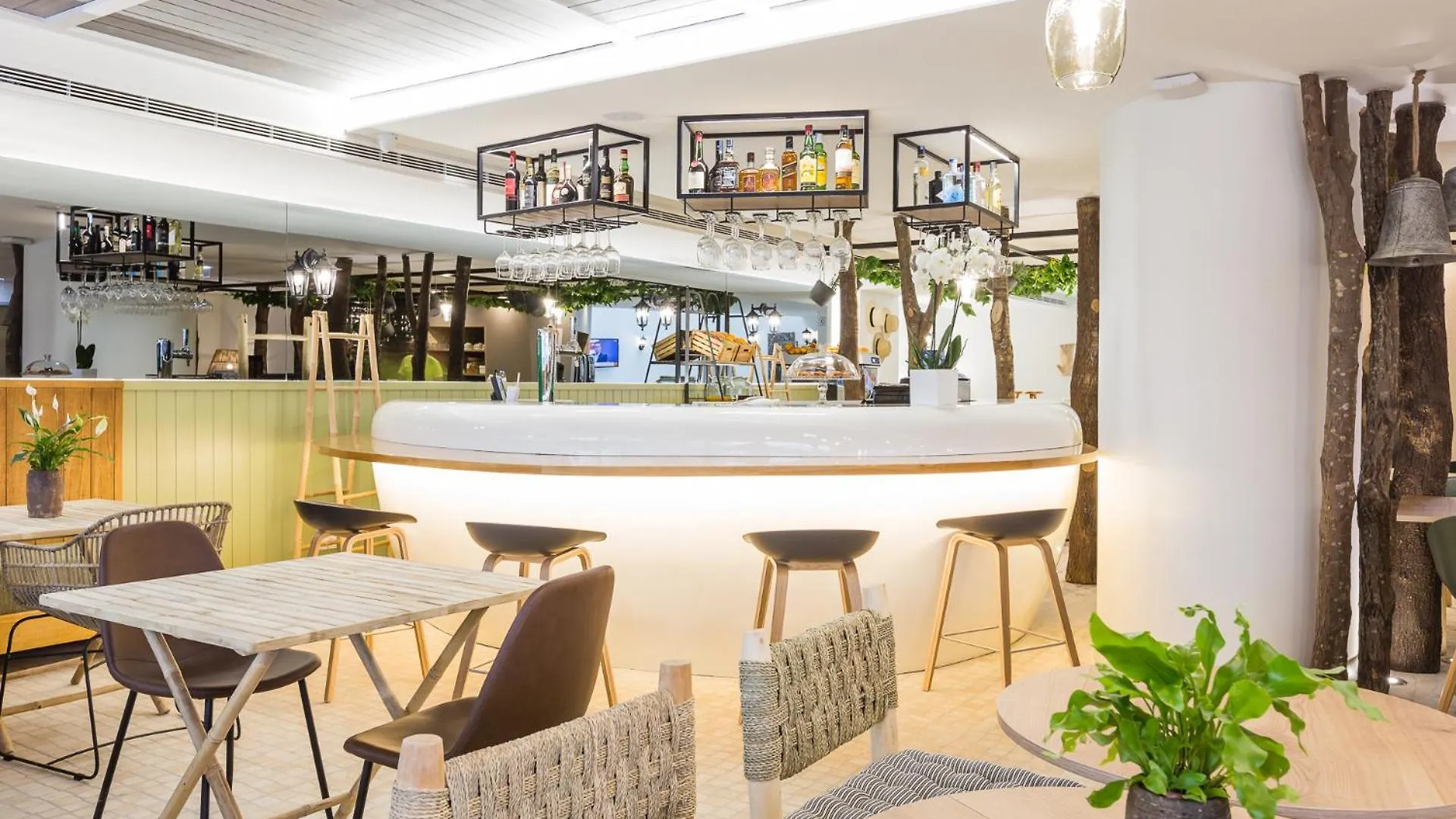 Ibis Styles Lisboa Centro Marques De Pombal Hotel