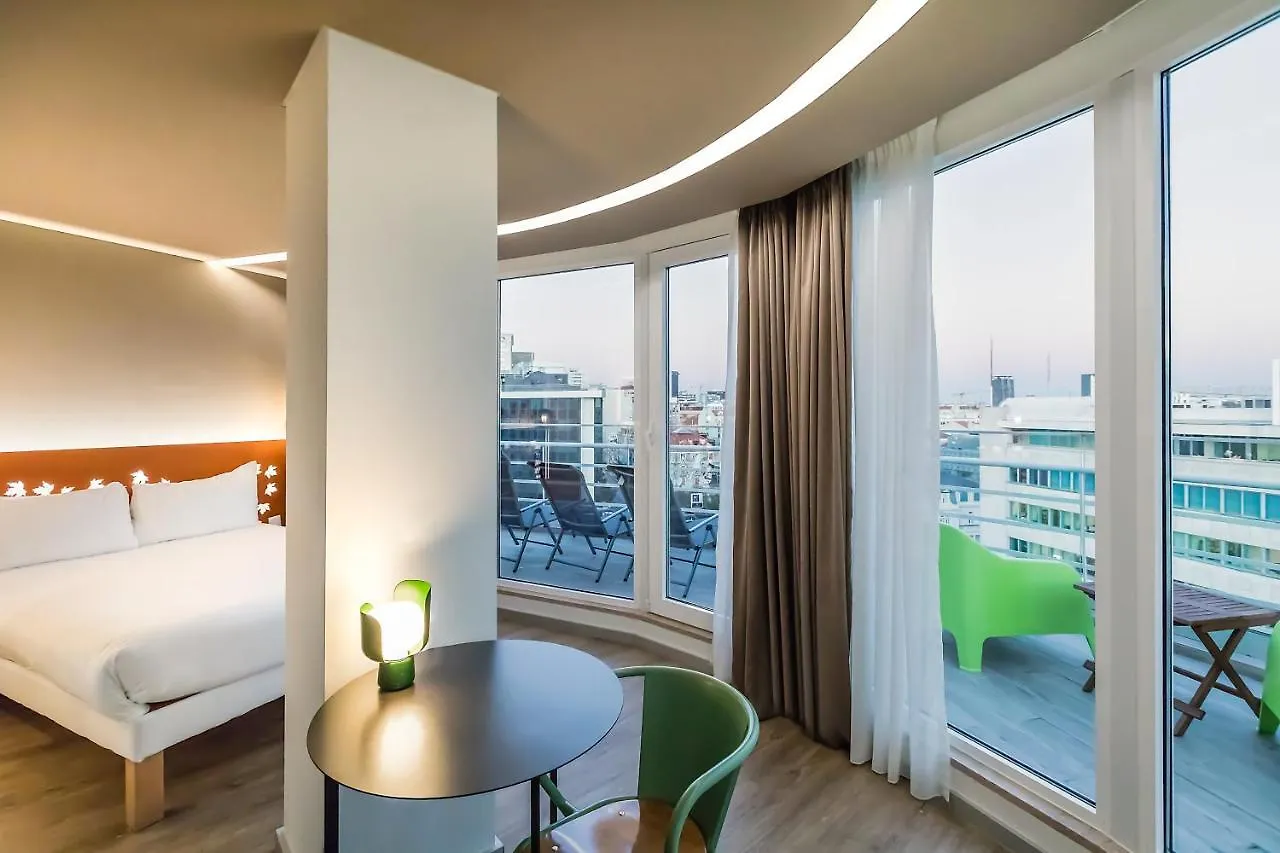 Ibis Styles Lisboa Centro Marques De Pombal Hotel 3*, Lisbon